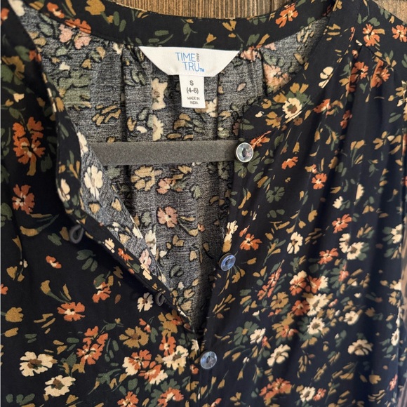 Perfect Autumn Mini! - Picture 2 of 4